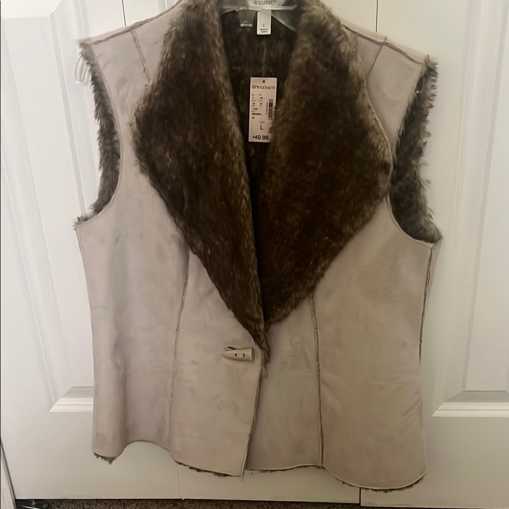 Dressbarn Cream and Brown Faux Fur Vest Sophisticated Winter Wear